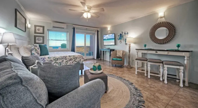 Studio w/ Balcony, Pools & Direct Beach Access Seaside Blessing by Avantstay