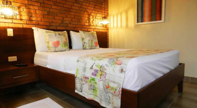 Двухместный номер Deluxe MON Hotel Boutique