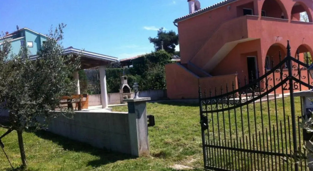 Апартаменты Цокольный этаж Holiday Home Villa Bella by Interhome