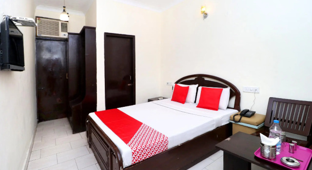 OYO 31003 Surya Regency, Book Hotel Ludhiana Punjab