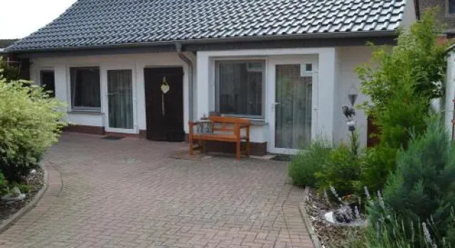 Ferienwohnung Edelweiss, Забронировать Отель Отели и гостиницы Бад-Вильснак, рядом с Церковь Святого Николаса на крови, Отель