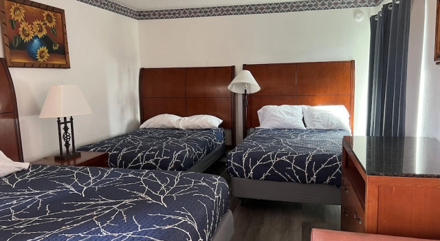 Номер Standard American Inn - Perris