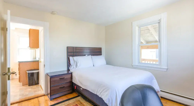 Апартаменты Chestnut Hill Apts by Starlight Suites