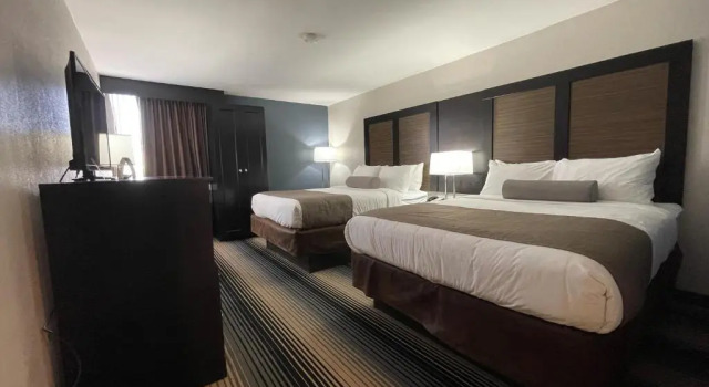 Четырёхместный номер Standard Sleep Inn Indianapolis East