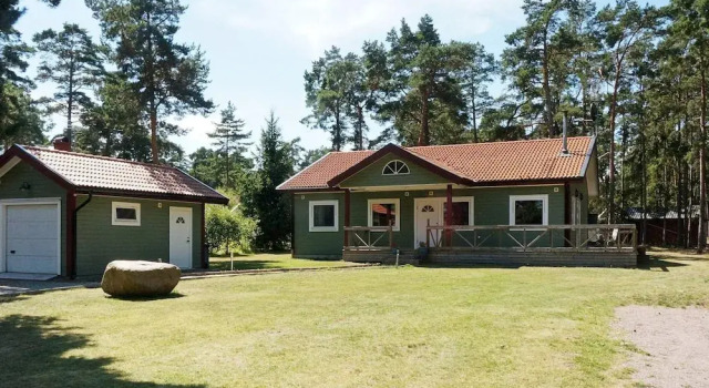 Коттедж 4 Star Holiday Home in Monsteras