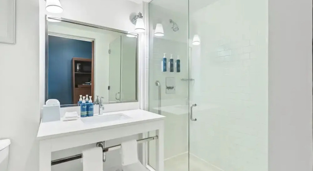 Номер Superior Four Points by Sheraton Oklahoma City Quail Springs