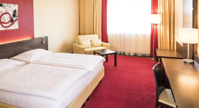 Hotel Karl-Wirt, Book Hotel Hotels in Vienna surrounding with Parking, Parking