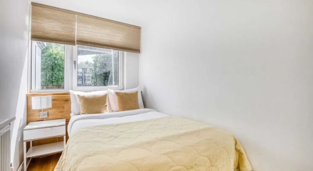 Homely 4 Bedroom House in Brixton, Boek Hotel Hotels in Merseyside met zwembad, Zwembad