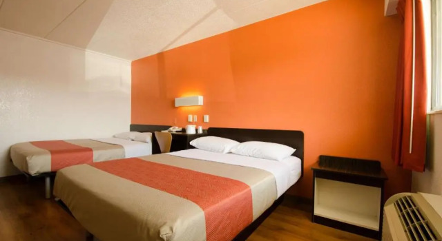 Четырёхместный номер Standard Motel 6-Gaithersburg, DC - Washington