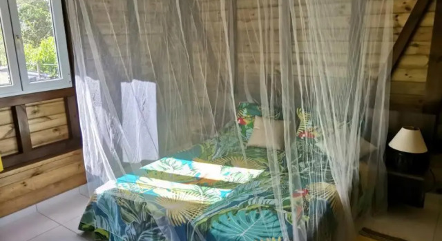 BLUE MARLIN BUNGALOW NEUF 4 PERSONNES, Prenota Hotel Hotel a Basse-Terre con parcheggio, Parcheggio