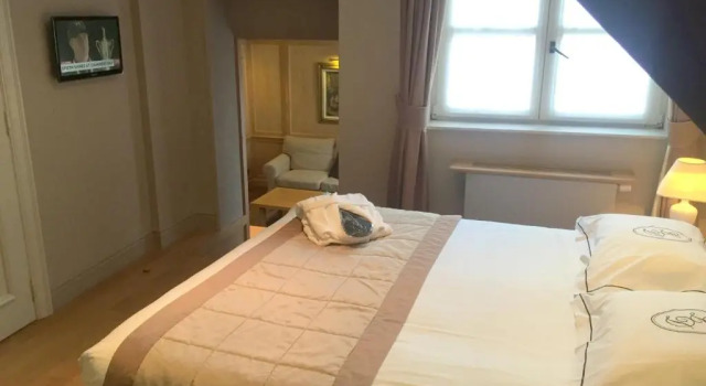 Полулюкс Hotel Le Dixseptième