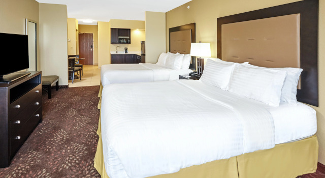 Holiday Inn Express & Suites Sandusky, an IHG Hotel, Buchen Sie Hotel Sandusky South Ohio