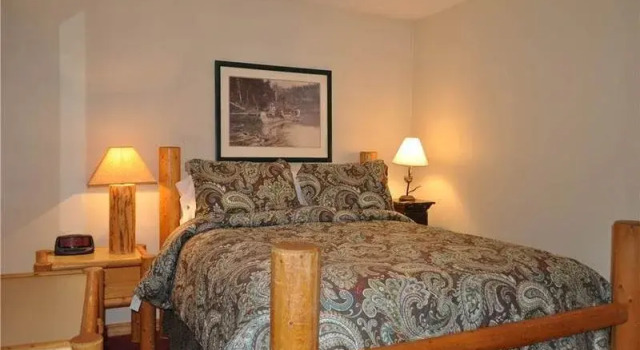 Gros Ventre  - 2BR Condo #B-6 - LLH 63276, Забронировать Отель Титон-Вилидж Джексон-Хол, рядом с Teton Quad Chair