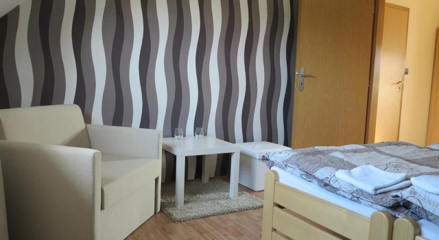 Penzion Na Gruntě, Prenota Hotel Hotel a Vranov con parcheggio, Parcheggio