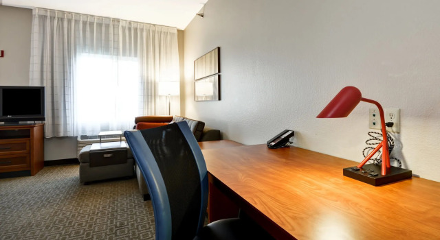 TownePlace Suites Sioux Falls, Book Hotel Sioux Falls South Dakota
