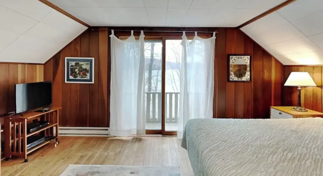Коттедж Our Golden Retreat