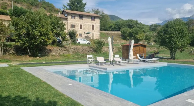 Agriturismo La Cascina dei Chicchi, Book Hotel SPA-hoteller i Lunigiana, SPA