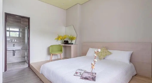 Ye Shu, Book Hotel Wujie Yilan County
