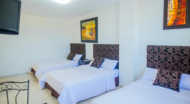 Трёхместный номер Standard Hotel Presidente Beach Salinas