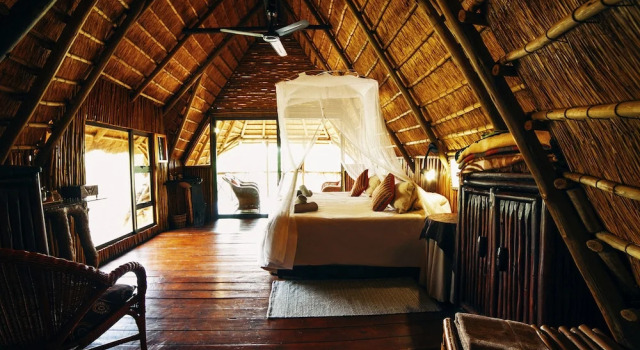 Семейный коттедж Standard с балконом Pezulu Tree House Lodge