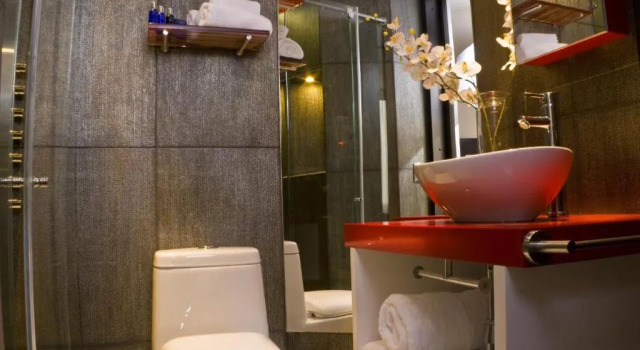 Полулюкс Hotel City Bog Expo Museo