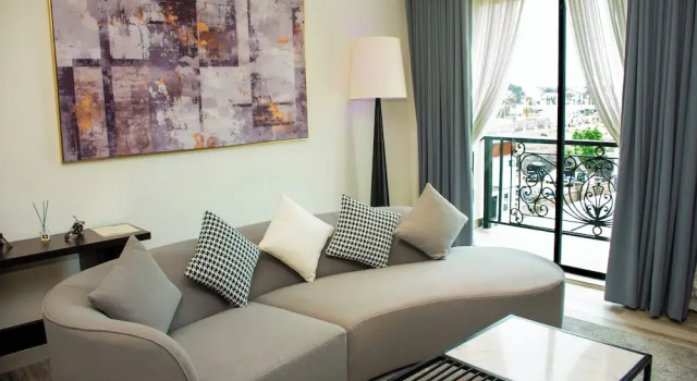 Люкс Business The Thribeka International Hotel Asaba