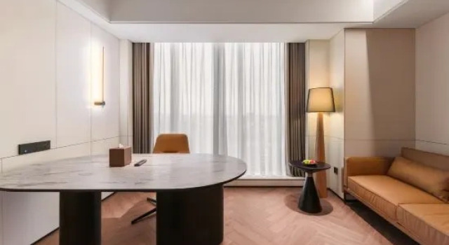 Люкс Intercity Hotel Wuxi East Railway Station