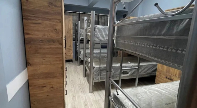 Nazende, Забронировать Хостел Хостелы Стамбула, рядом с Торговый центр Tepe Nautilus, Хостел