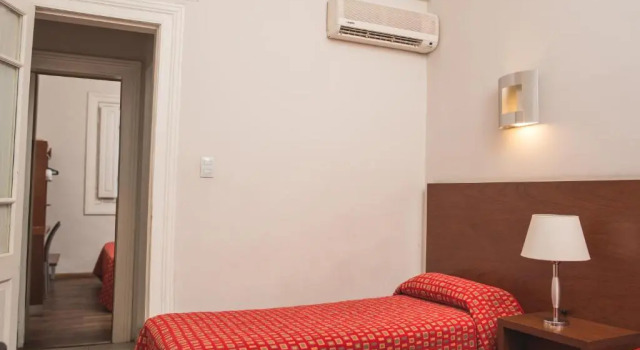 Четырёхместный номер Standard Gran Hotel Victoria Cordoba Argentina