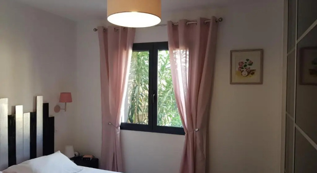 t2 de 45m² haute corse jardin et piscine, Varaa Hotelli  