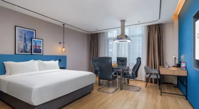 Люкс Superior Country Inn & Suites by Radisson Guangzhou Huadu Sunac Business College