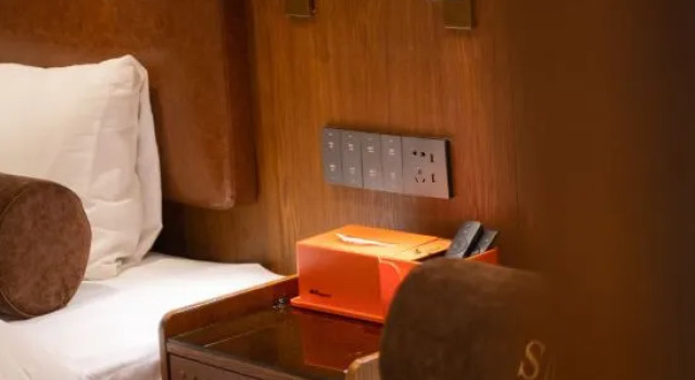 Люкс Deluxe ZK Hotel (yizhuangjingjikaifaquMaqiqiao Branch)