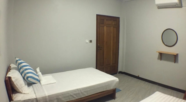 WEStay @ Chillax House - Ngapali - Hostel, Prenota Ostello Jake Taw Village Rakhine State