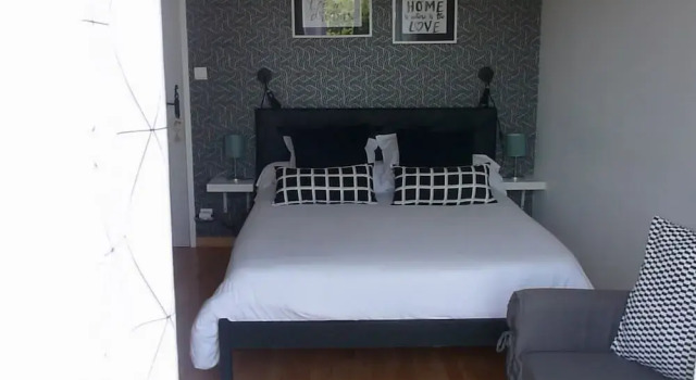 Chambres d'hotes Beauregard, Rezerwuj Hotel Hotele w Neuvicq z parkingiem, Parking