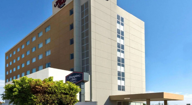 Номер Standard Hampton Inn by Hilton Irapuato