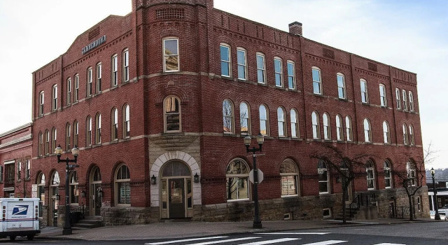 Clarendon Extended Stay Hotel, Buchen Sie Hotel St. Clairsville 