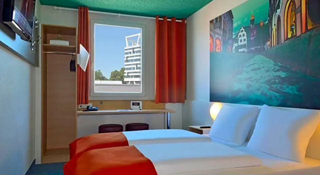 Номер Standard B&B Hotel Freiburg-Nord
