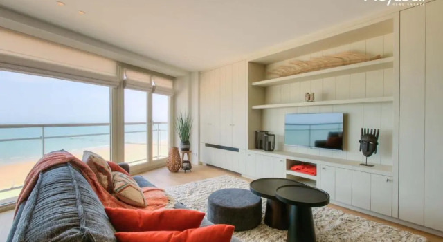 Апартаменты Appartement met zeezicht op de 7e verdieping voor 6 personen