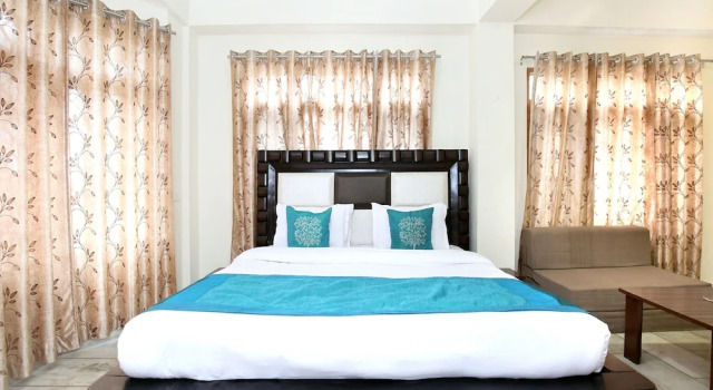 OYO 11584 Home Modern Studio Kasumpti