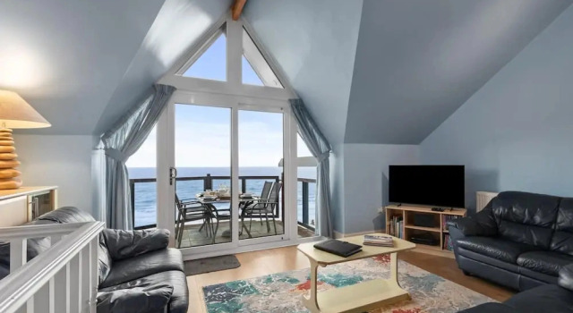 Schooner House - Panoramic Sea Views and Parking, Prenota Appartamento Saundersfoot 