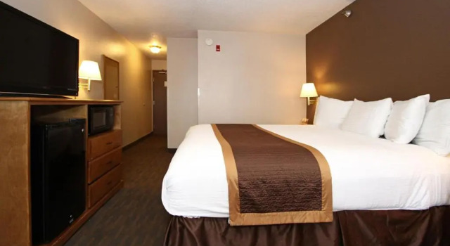 Люкс New Victorian Inn & Suites Lincoln