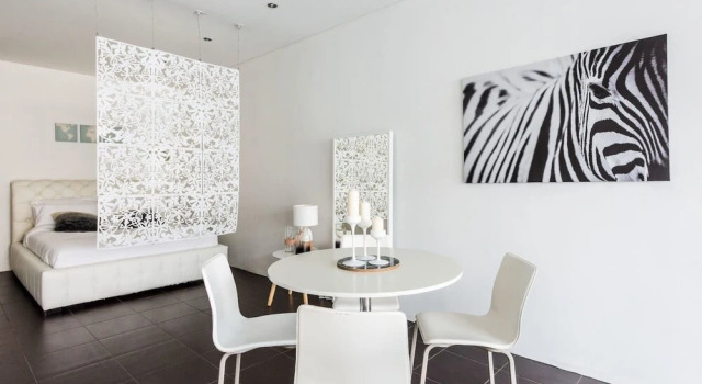 Executive Two Bed Penthouse Studio in the City