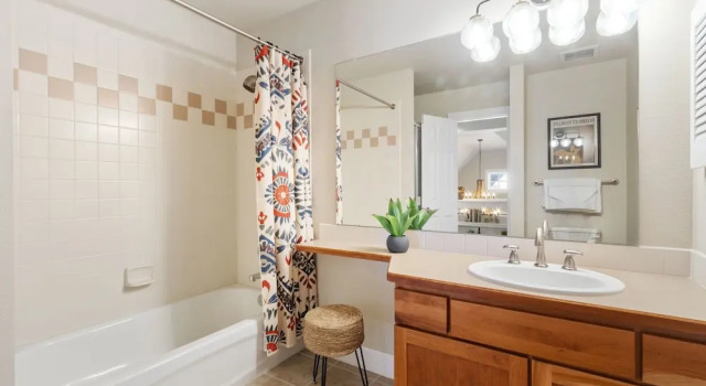 Номер Standard Lee Martinez Loft Near Poudre Trail and Old Town