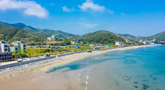 Geoje Beach House Pension, Забронировать Отель Бизнес-отели Кодже, 4* 5*