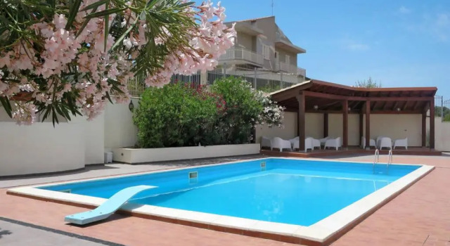 Апартаменты Nuovo Apt in Villa full optional con piscina e veranda vista mare a 500 mt dalla spiaggia della Scala