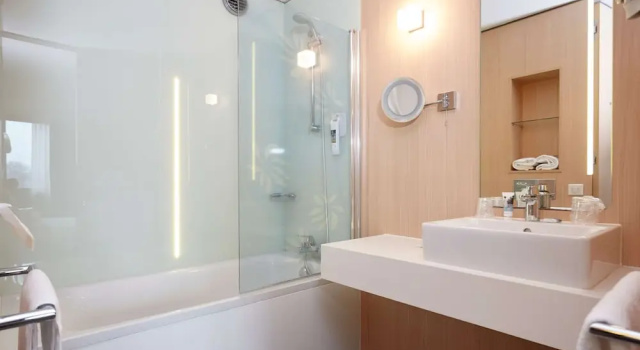 Двухместный номер Comfort Mercure Valenciennes Centre