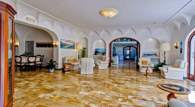Hotel Syrene