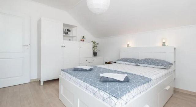 Zola Guest House, Varaa Matkakoti Oradea 