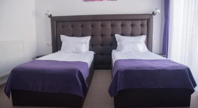 Pensiunea La Vie, Rezerwuj Hotel Blaj Alba