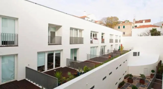 Апартаменты Santa Catarina Apartment - No centro da cidade com garagem, perto do TimeOut Market - Renovado